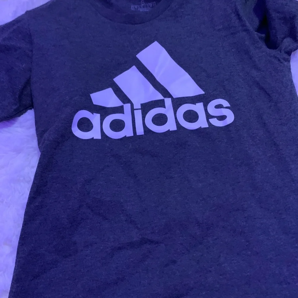 Grey Adidas shirt - Picture 4 of 4